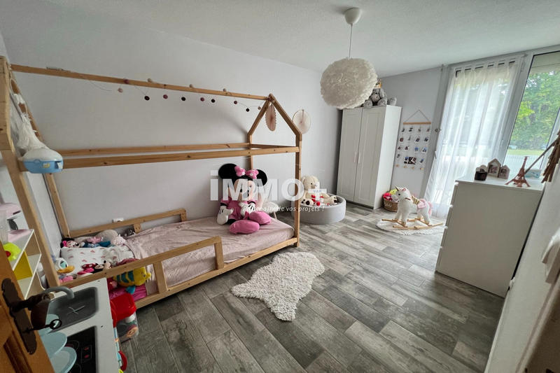 Appartement - 87 m² - 4 pièces