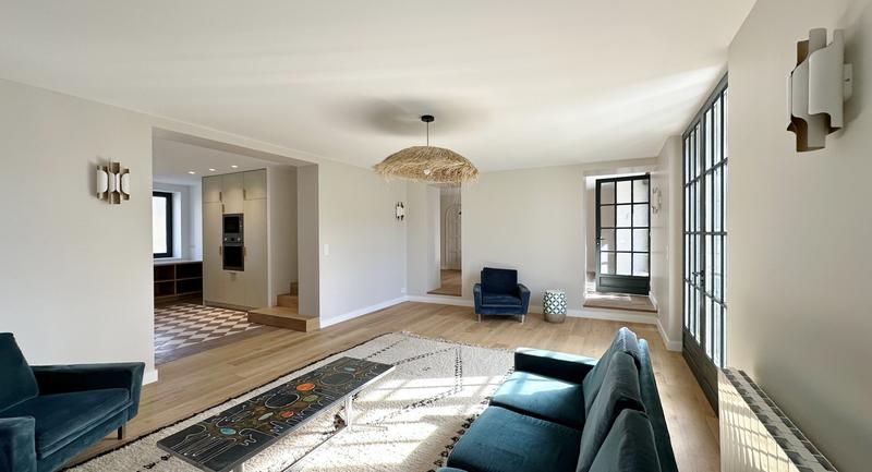 Maison - 200 m² - 6 pièces