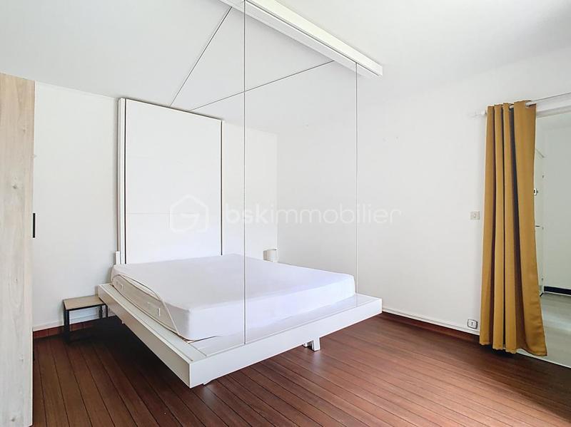 Studio - 32 m² - 2 pièces