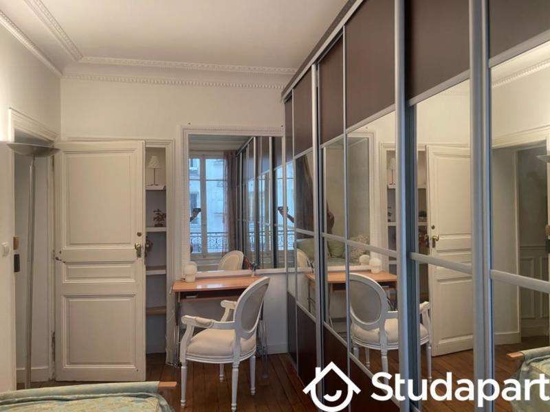 Chambre - 15 m² - 1 pièce