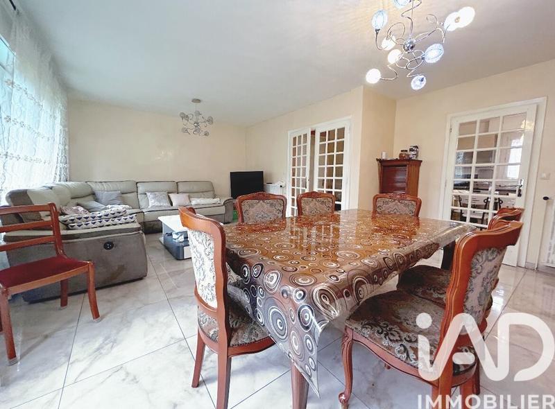 Maison - 98 m² - 4 pièces