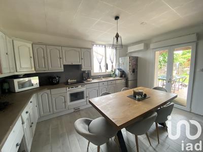 Maison - 215 m² - 9 pièces