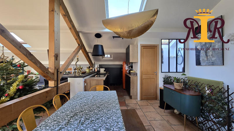 Appartement - 80 m² - 4 pièces