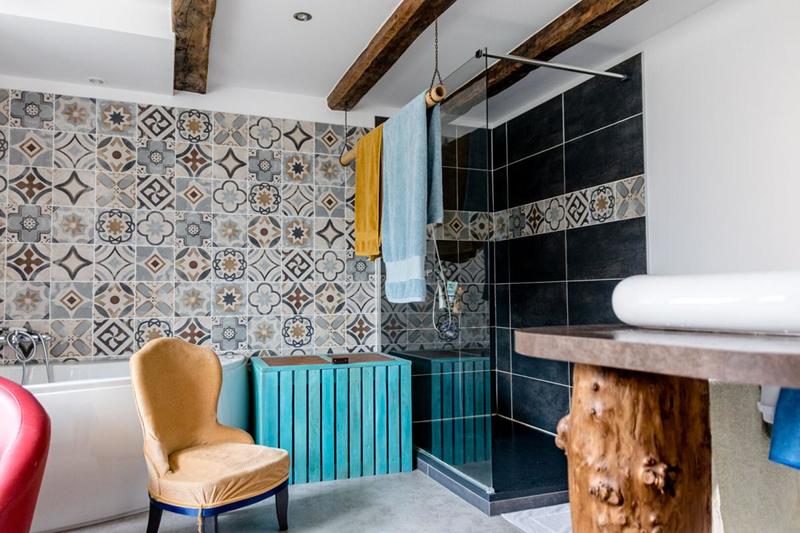 Maison - 220 m² - 8 pièces