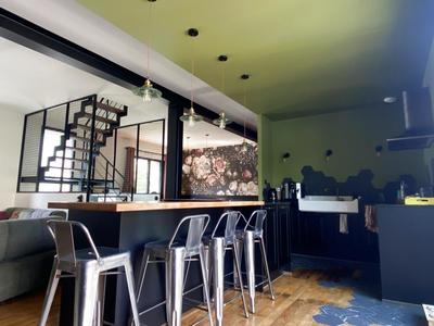 Maison - 170 m² - 5 pièces