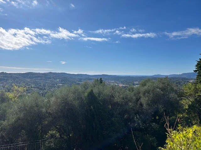 Maison - 151 m² - 6 pièces