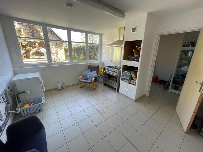 Maison - 310 m² - 9 pièces