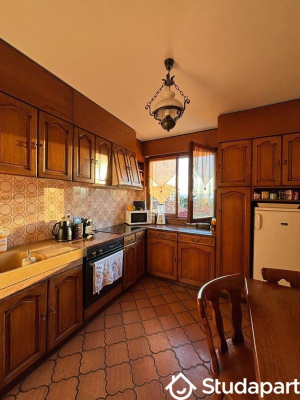 Chambre - 14 m² - 1 pièce