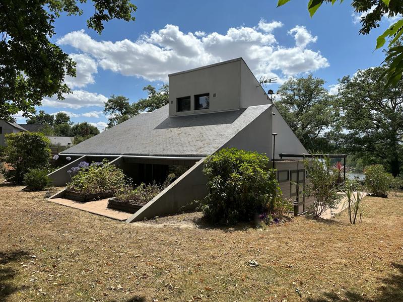 Maison - 143 m² - 6 pièces