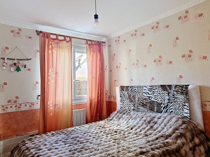 Maison - 600 m² - 5 pièces