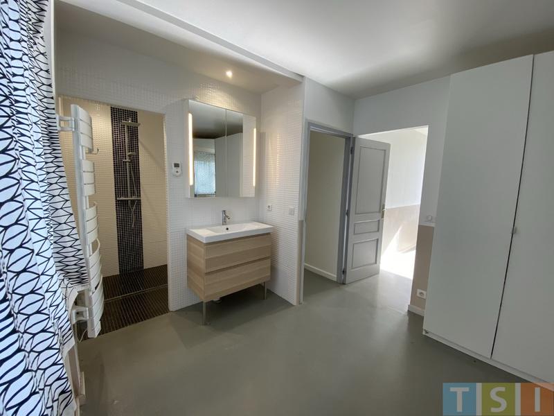 Maison - 183 m² - 6 pièces