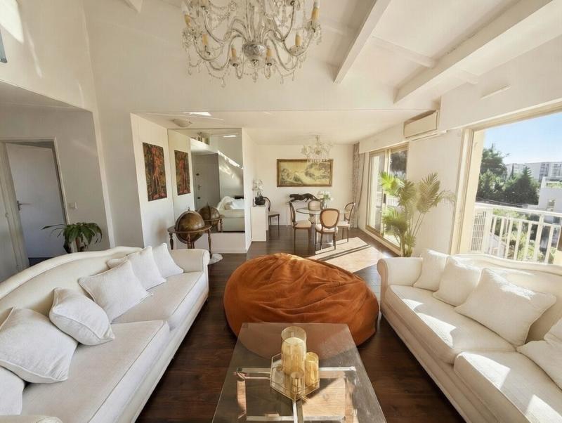 Appartement - 75 m² - 3 pièces