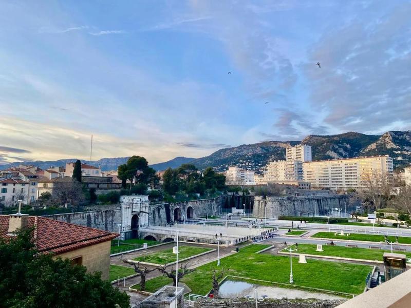 Appartement - 85 m² - 4 pièces