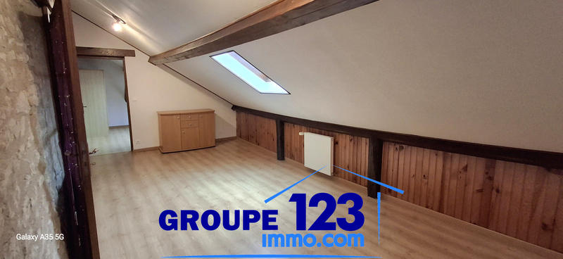 Maison - 176 m² - 7 pièces