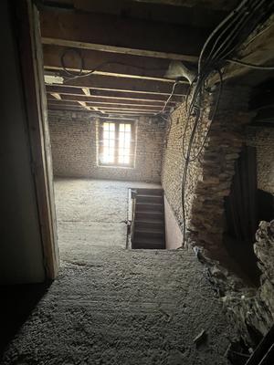 Maison - 205 m² - 6 pièces