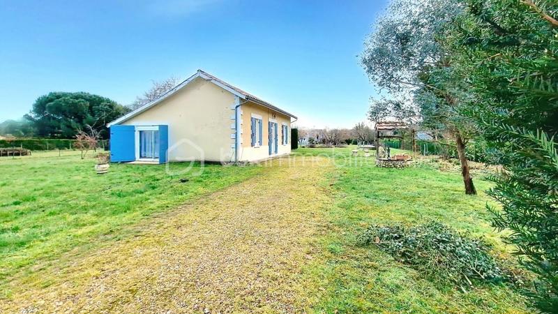 Maison traditionnelle - 90 m² - 5 pièces