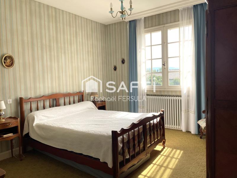 Maison - 160 m² - 6 pièces