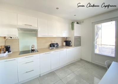 Appartement - 85 m² - 4 pièces