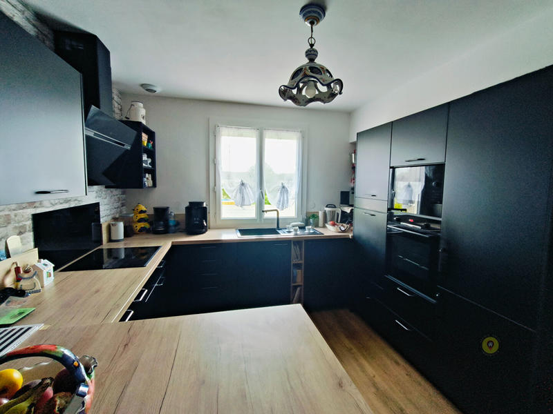 Maison - 110 m² - 5 pièces