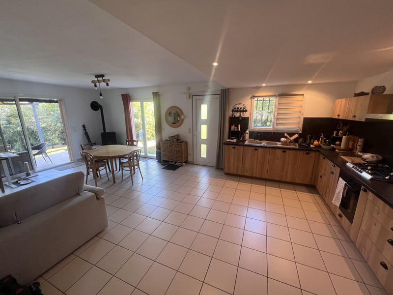 Maison - 101 m² - 4 pièces