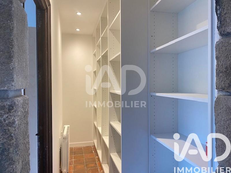 Maison - 224 m² - 7 pièces