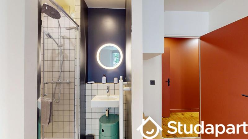 Chambre - 10 m² - 1 pièce