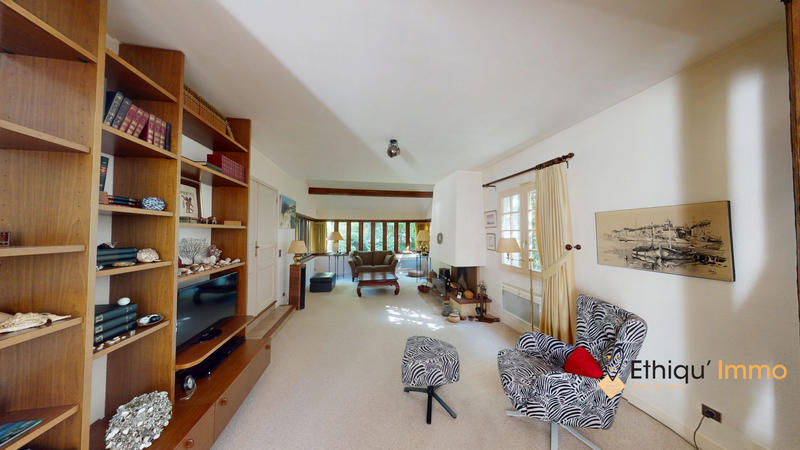 Maison - 192 m² - 6 pièces