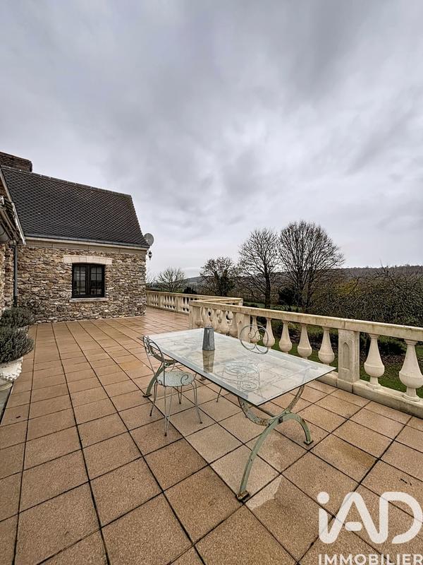 Maison - 182 m² - 7 pièces