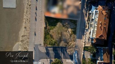 Propriété - 230 m² - 12 pièces