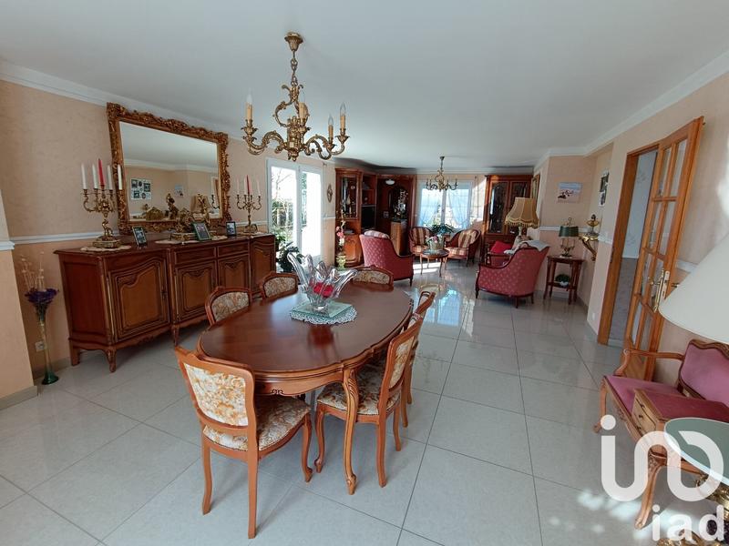 Maison - 174 m² - 6 pièces