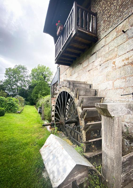 Maison - 264 m² - 14 pièces