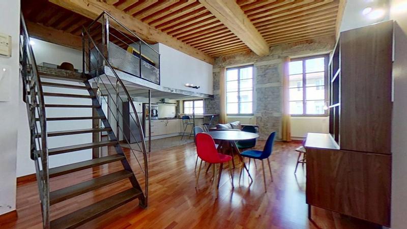 Appartement - 62 m² - 5 pièces