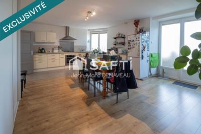 Maison - 221 m² - 9 pièces