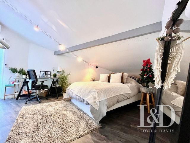 Maison - 192 m² - 6 pièces