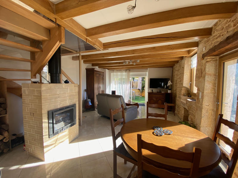 Maison - 182 m² - 10 pièces