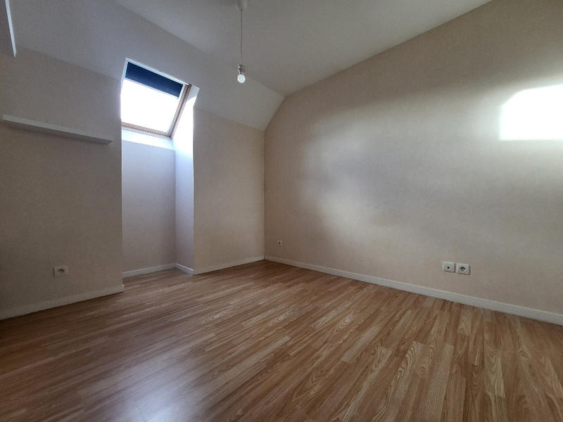 Maison - 92 m² - 4 pièces