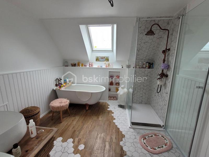 Maison en pierre - 190 m² - 8 pièces