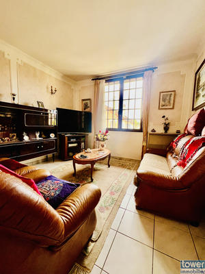 Maison - 163 m² - 7 pièces