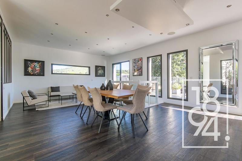 Maison - 165 m² - 4 pièces