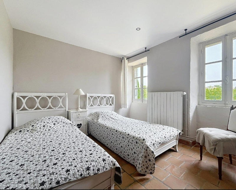 Maison - 146 m² - 6 pièces