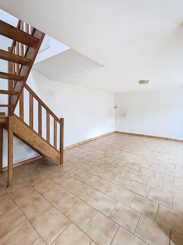 Maison - 99 m² - 5 pièces