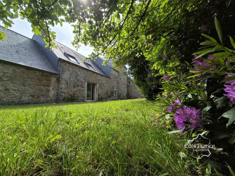 Manoir - 252 m² - 7 pièces