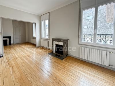 Appartement bourgeois - 86 m² - 4 pièces