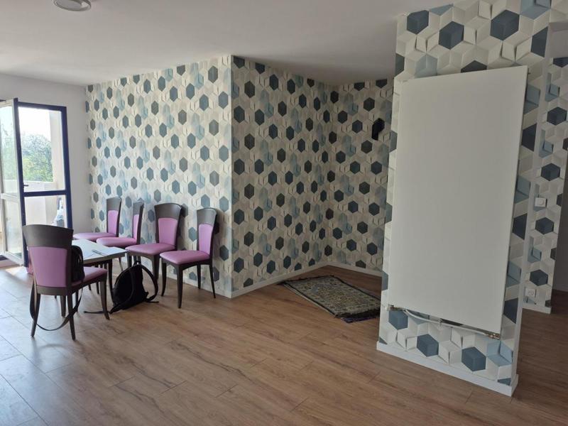 Appartement - 77 m² - 4 pièces