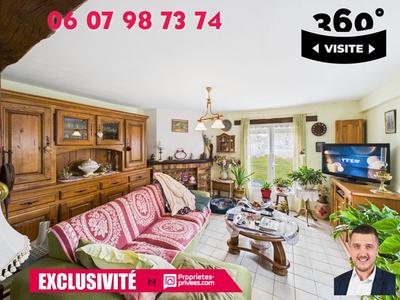 Maison - 90 m² - 5 pièces