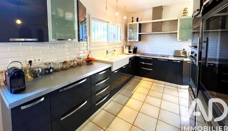 Maison - 154 m² - 5 pièces