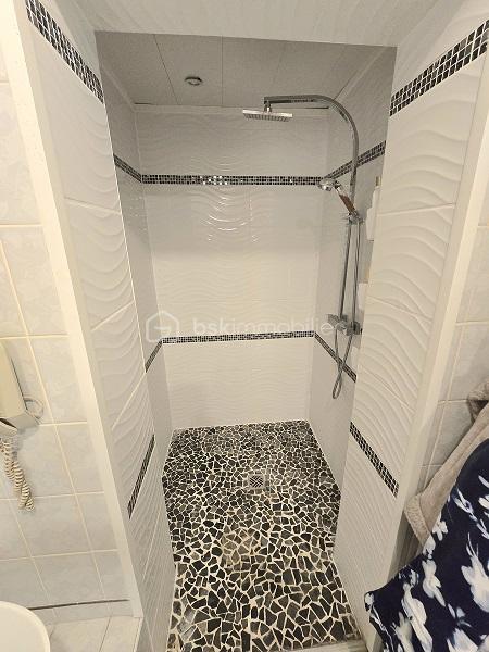 Maison - 187 m² - 7 pièces