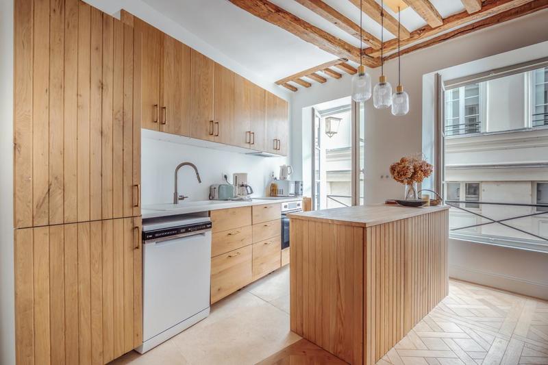 Maison - 311 m² - 11 pièces