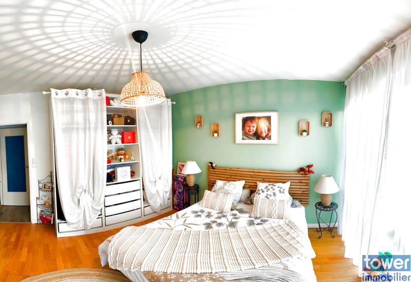 Appartement - 91 m² - 3 pièces