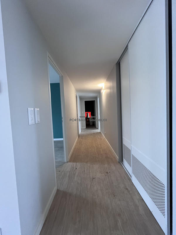 Maison contemporaine - 94 m² - 4 pièces